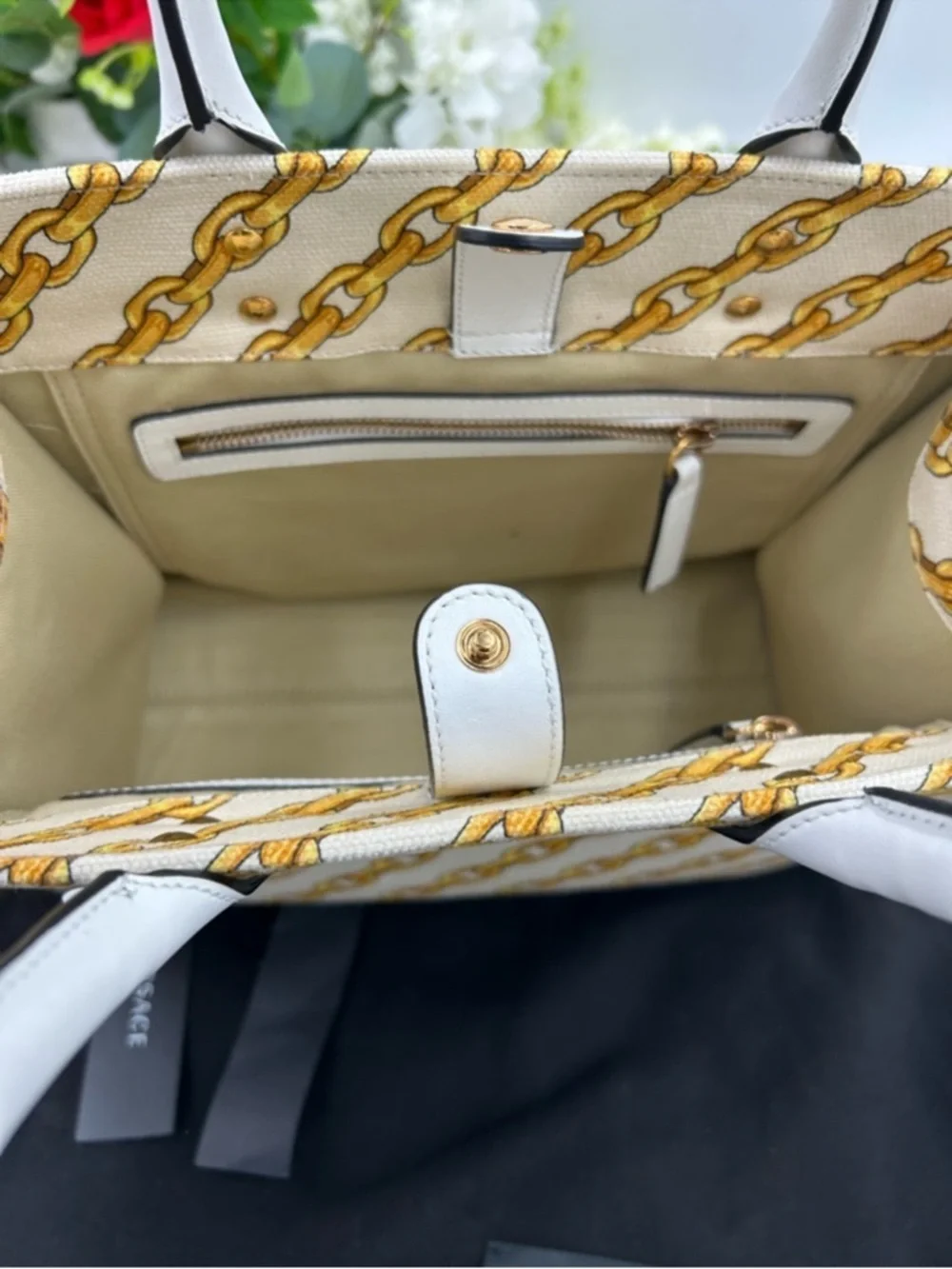 Women’s Versace chain stripe la Medusa tote bag with shoulder strap made Italy